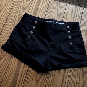 Size 9 Women’s “Sailor” Shorts - Hot Topic